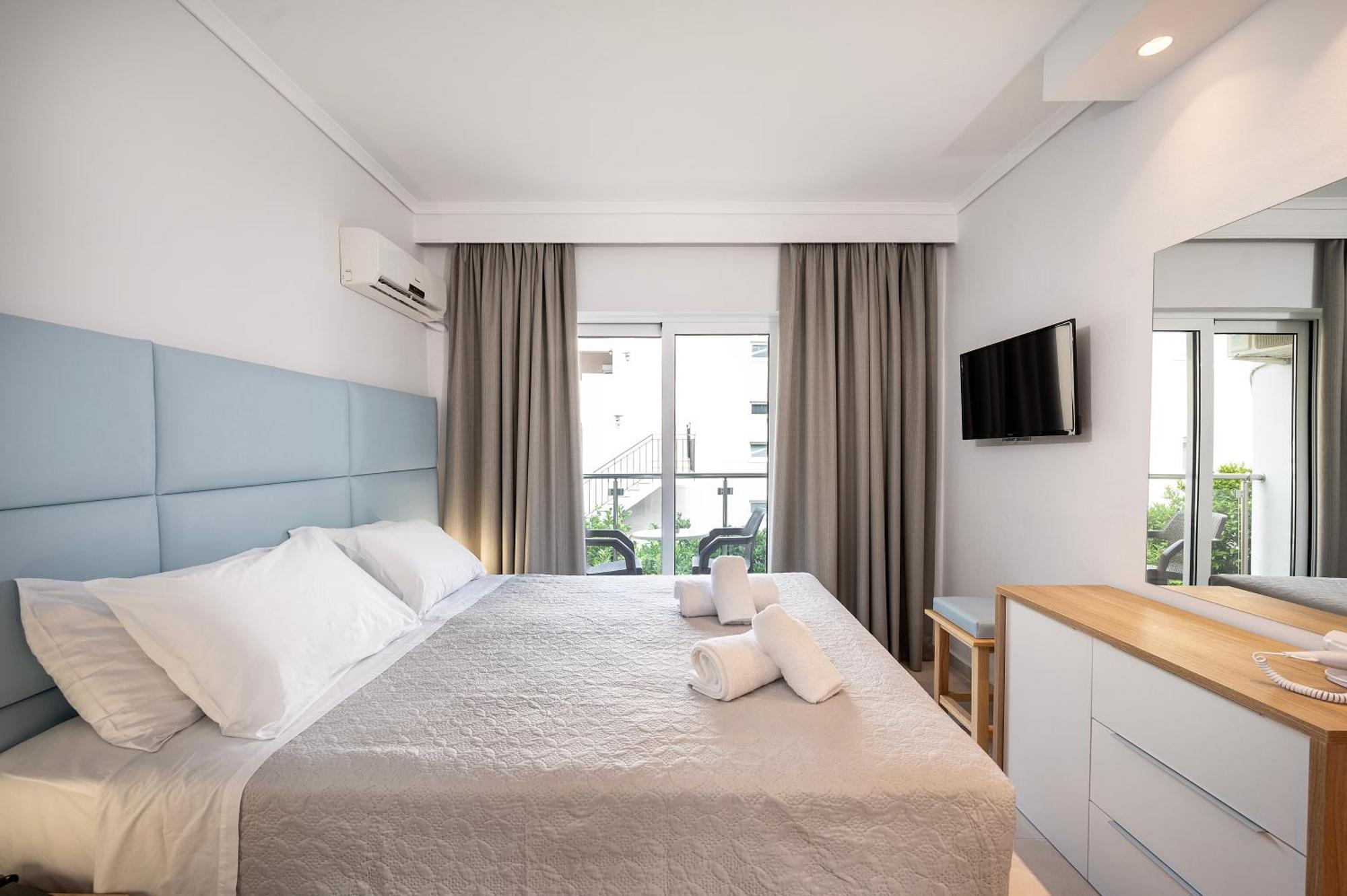 Poseidon Deluxe Apartments Кос Екстериор снимка
